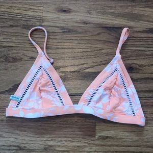 Rhythm triangle bikini top